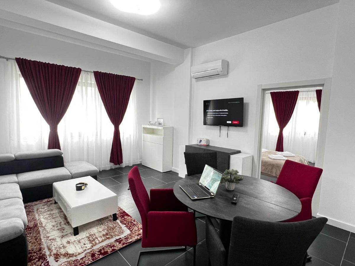 Luxury Cozy Apartments - City Center Suceava Exterior foto