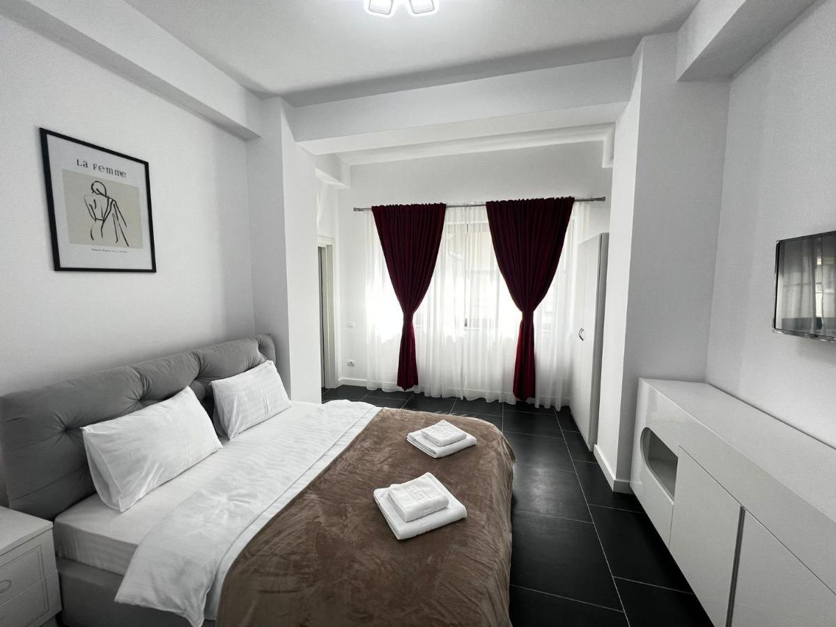 Luxury Cozy Apartments - City Center Suceava Exterior foto