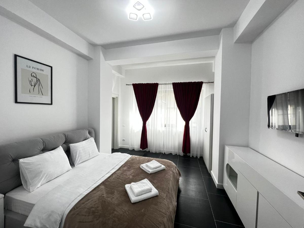 Luxury Cozy Apartments - City Center Suceava Exterior foto