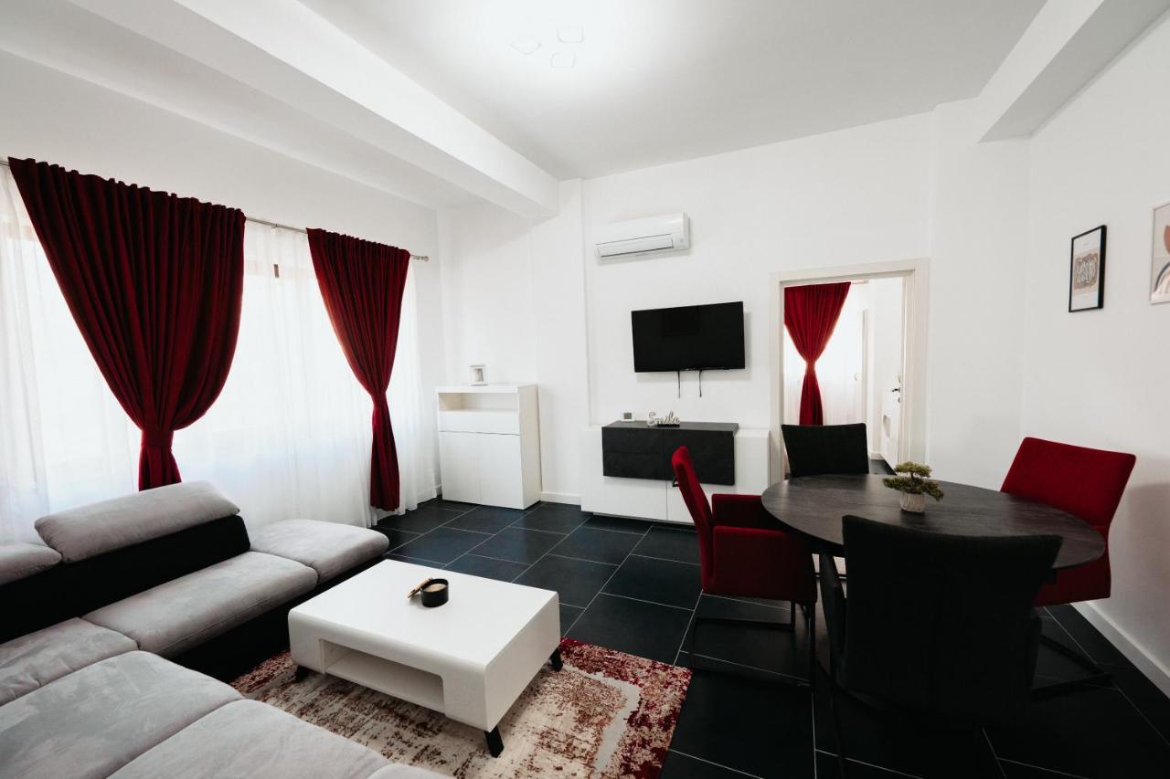 Luxury Cozy Apartments - City Center Suceava Exterior foto