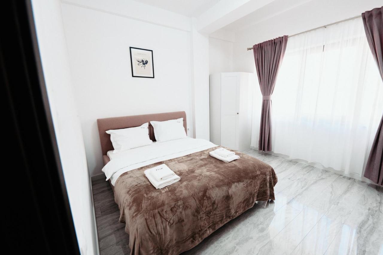 Luxury Cozy Apartments - City Center Suceava Exterior foto